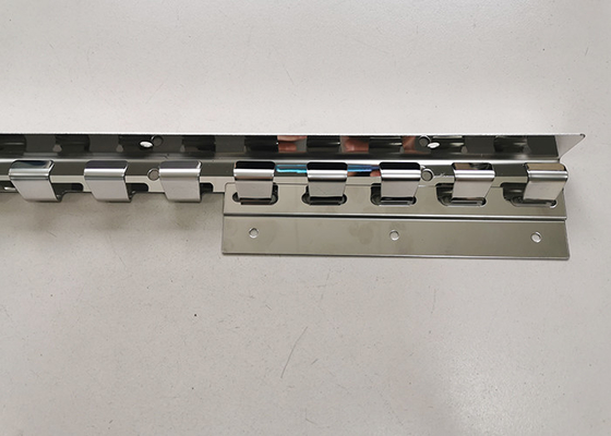 984mm Metalowe elementy tłoczone Kompletny zestaw zasłon z taśmy PCV z wiszącą szyną do drzwi