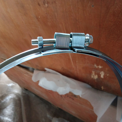 regulowany zacisk pasmowy Turbo V łączący kołnierz rury szerokości rury grubość 1,0 mm